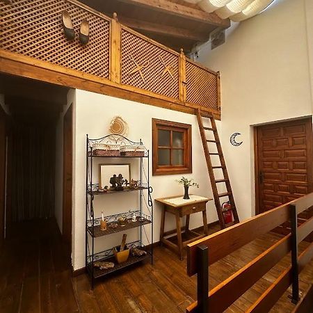 Espaciosa Y Elegante Casa Rural En Los Marines Екстериор снимка