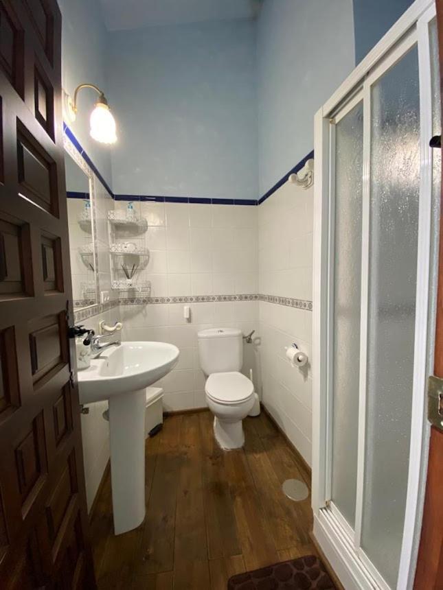 Espaciosa Y Elegante Casa Rural En Los Marines Екстериор снимка