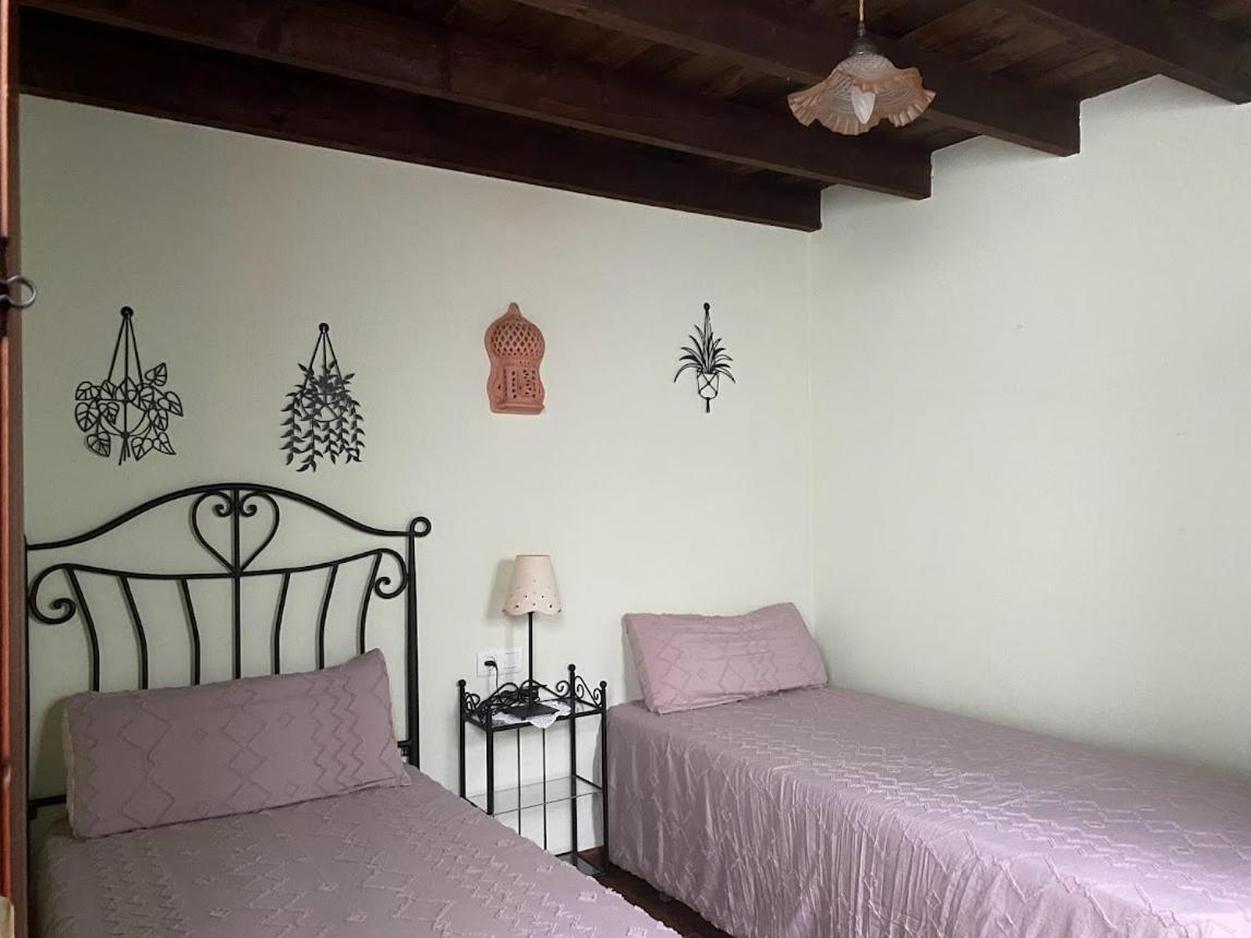 Espaciosa Y Elegante Casa Rural En Los Marines Екстериор снимка